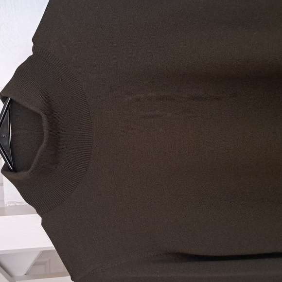 Escada Mock Turtleneck Dark Olive 100%,Merino Wool Sweater szM Excellent - Picture 7 of 7